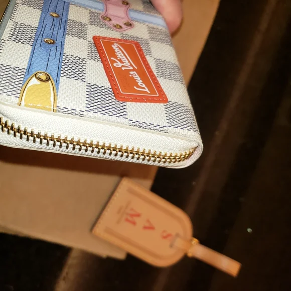 Vuitton Summer Trunks Clemence Wallet - Picture 3 of 12